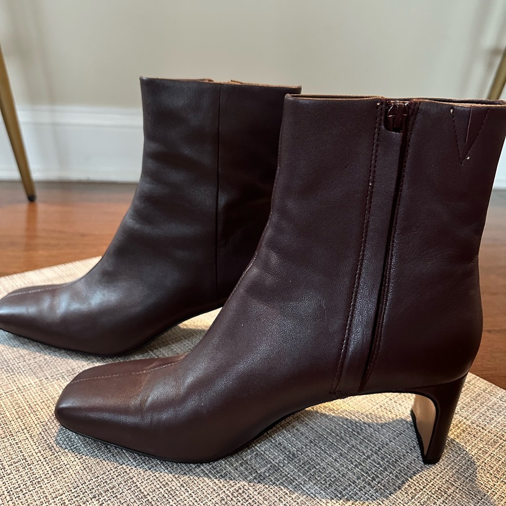 & Other Stories burgundy boots - size 8